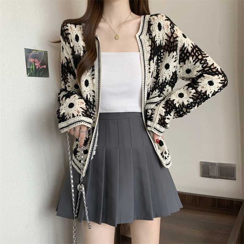 Daisy Crochet Cardigan for Women Openwork Long Sleeve Open Front Knitted Jacket Vintage Festival OutfitT251125