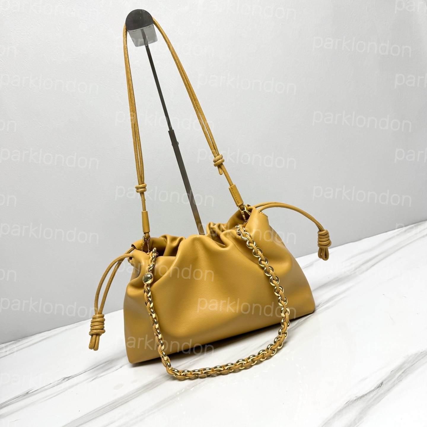Women's Designer Bags Shoulder Bags 33743 Casual Drawstring Bag 30x10.5x20cm