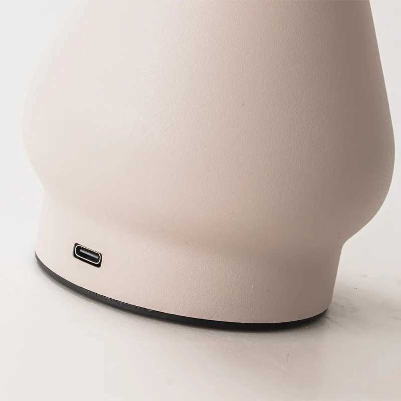 Creative Table Lamp Rechargeable Decoration USB Iron Desk Dimming Light For Home Indoor Bedroom Dining Bar LED Decor Table LampM251125