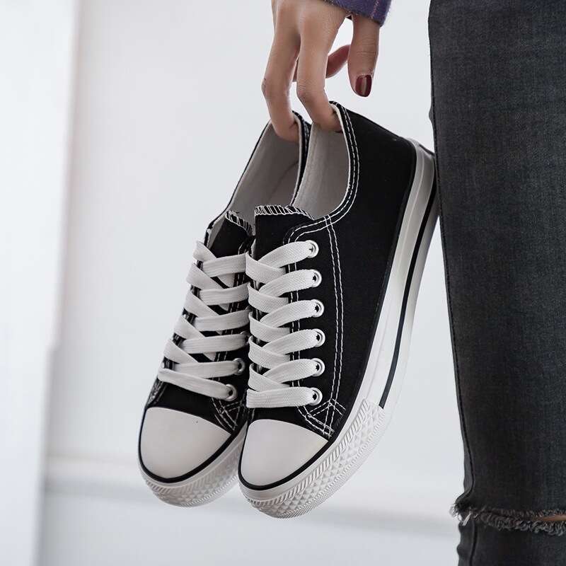 2024 Spring and Autumn Classic Canvas Women's Student Korean Edition Little White Couple Men's Casual Board Shoes