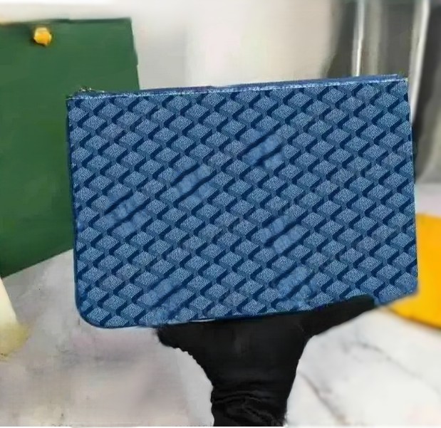 2025 Designer Man Women Clutch Bags 2 Size Zipper Purse Leather Handbags Mens Business Big Wallets Travelling Wash Pouch