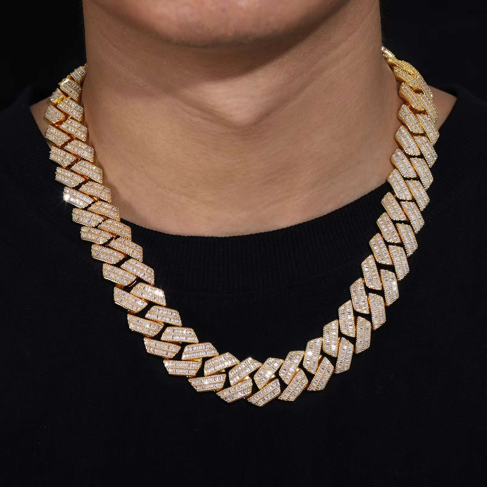 In-Stock Fashion Jewelry Sets for Women - 18K Gold-Plated Cuban Chain with Zircon Copper Body Necklace