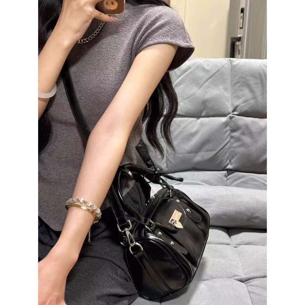 Designer Bag Spring And Summer New Ballet Style Handbag Boston Bowling Niche Versatile Shoulder Crossbody