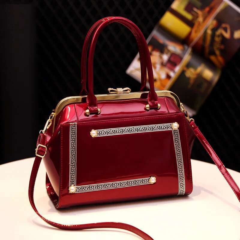 Spring new patent leather pearl metal rhinestone car ing handbag banquet dress daily one-shoulder cross-body women's bag