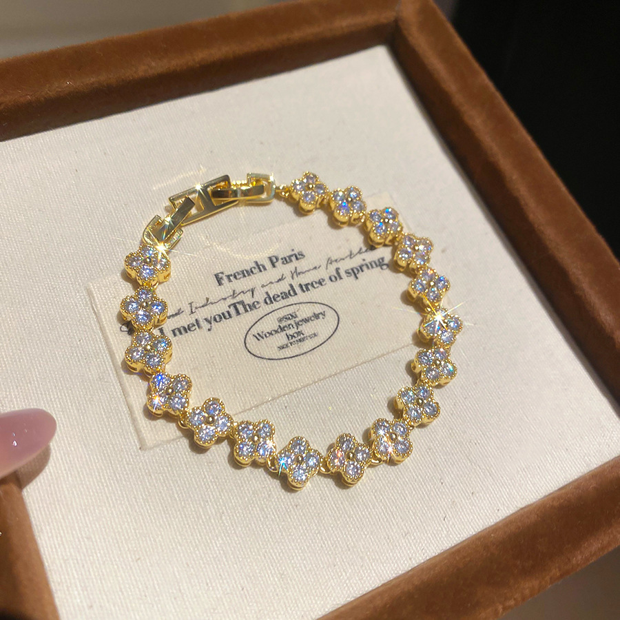18K Real Gold Plated Zircon Flower Bracelet Vintage Elegant Niche Versatile Bangle Light Luxury High-end Feel Women's Jewelry - view 7