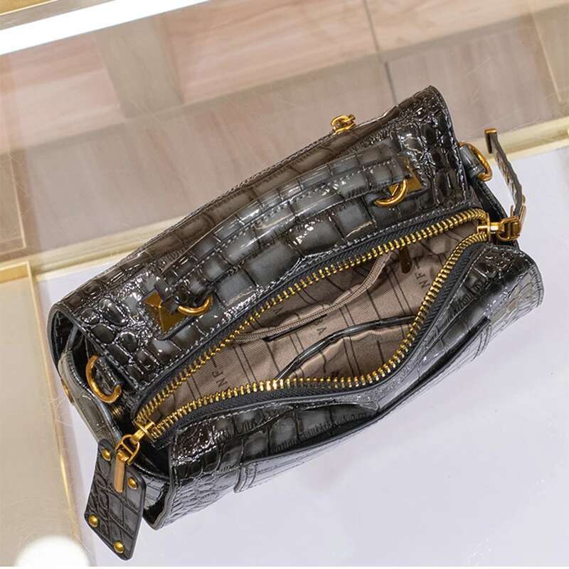 Light Brand Designer Women's Handbag Pillow 2025 New Autumn And Winter High-End Single Shoulder Crossbody Bag