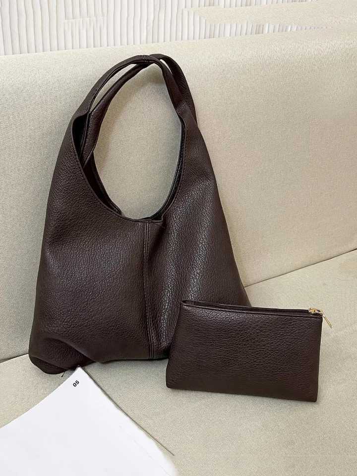 Womens handbag 2024 fashionable casual womens PU leather handbag retro large capacity shoulder bag simple underwear bag W250425