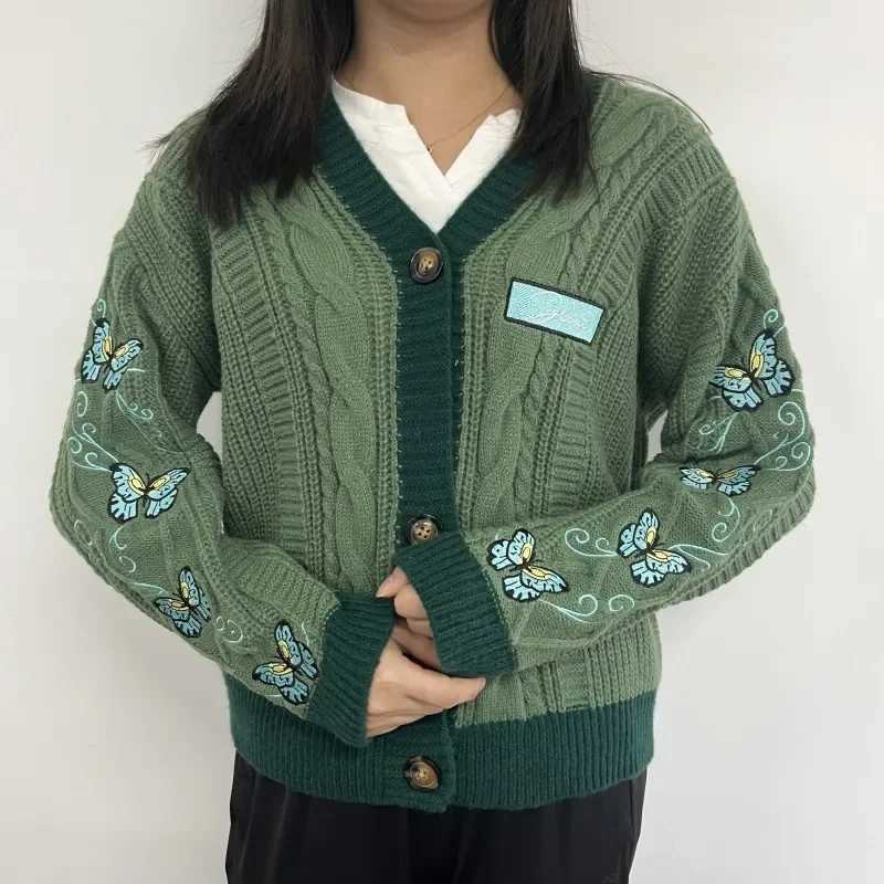 Dark Green Cardigan with Butterfly Embroidered Female Autumn Winter Letter Patch Knitted Cardigan Women 2024 New Sweaters TopsT251125
