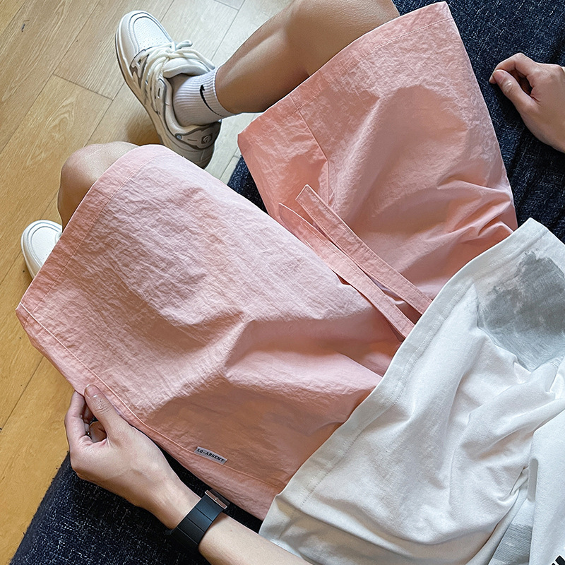 Casual 2025 summer cool, quick drying, breathable thin ice silk shorts for men's sports, loose and versatile cropped pants
