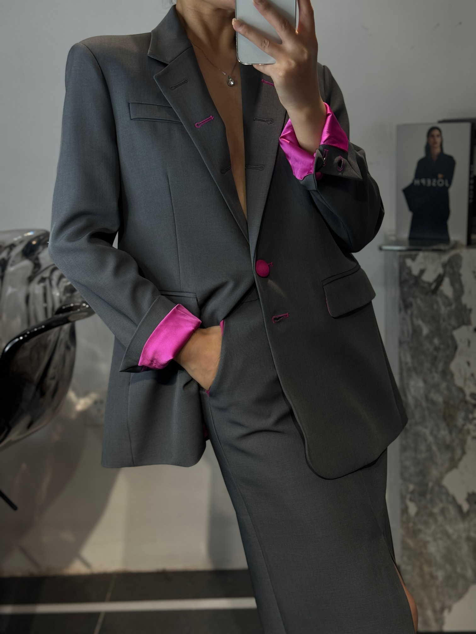 Vogue Paris 2025 Fashion Week Show jacket Customized Fashion Tailored clothing mens and womens Fashion ParisM64