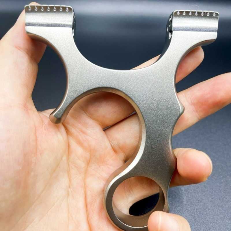 Outdoor Hunting Dragon Tooth Quick Press Slingshot CNC Cut Stainless Steel Shooting Slingshot Ergonomic Grip M250425