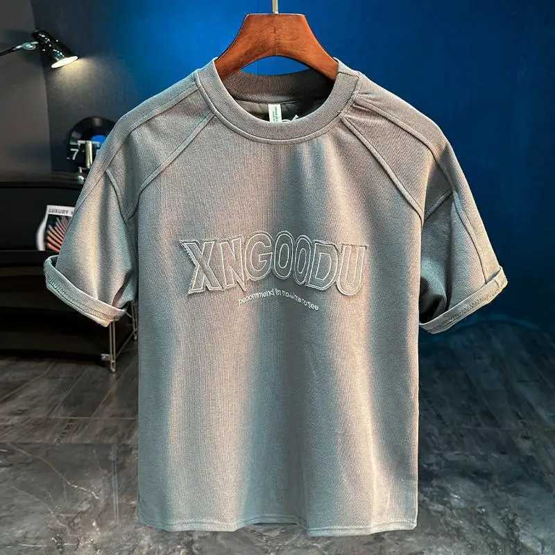 2025 New High Street Retro Printed Round Neck Short Sleeve T-shirt Suitable for Men Loose Breathable Casual Trendy Top W250425
