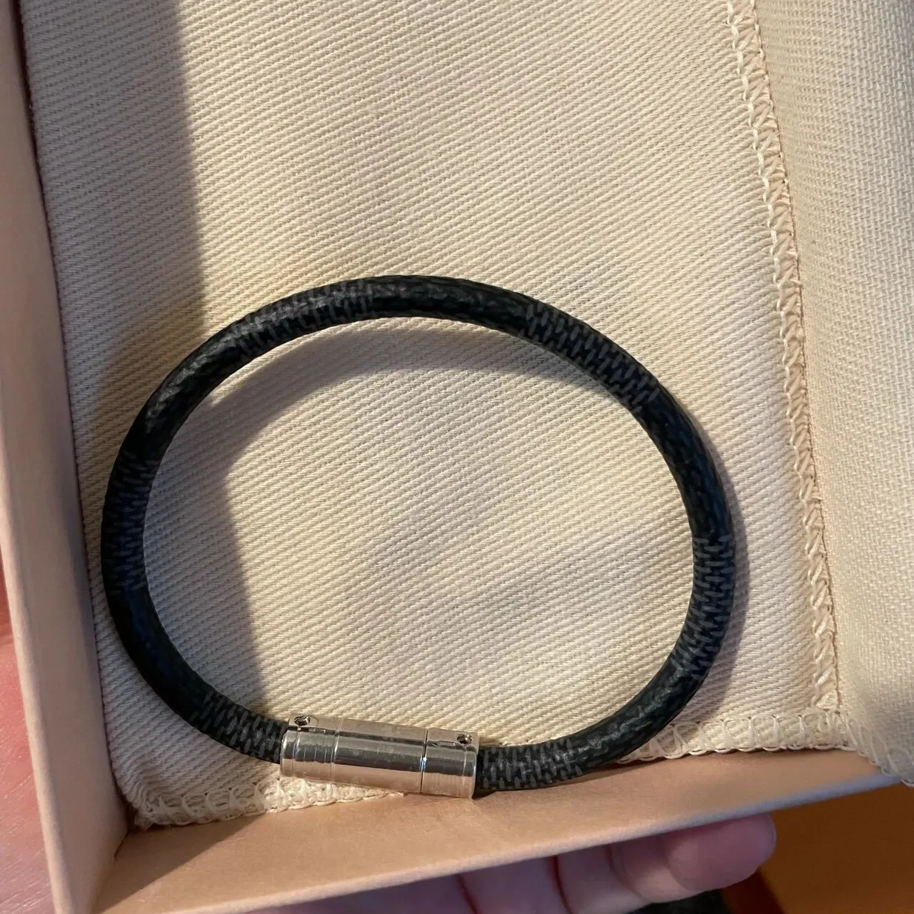 Hot Charm Bracelets… - image