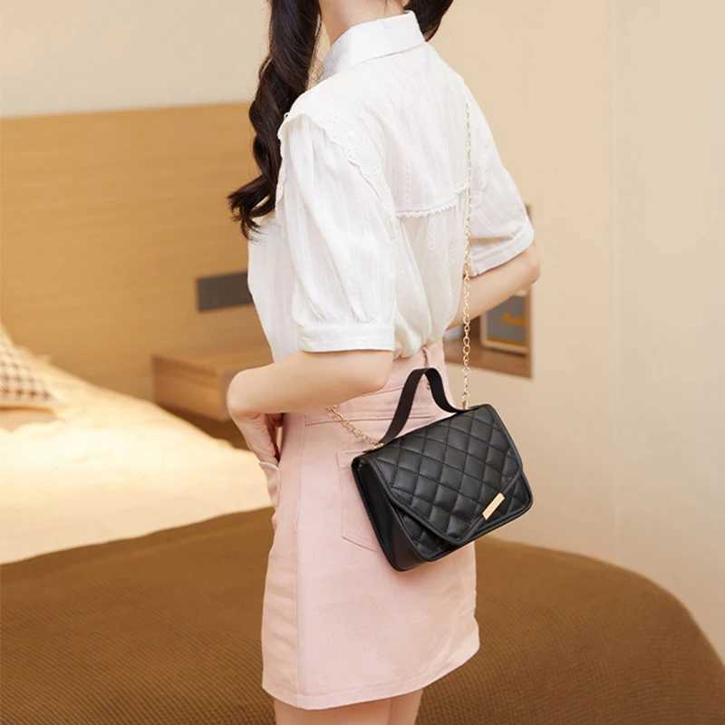 2022 Womens Messenger Bag Luxury Lingzhi Embroidered Handbag Womens Makeup Bag Fashion Chain Womens Cross Shoulder Bag W250421