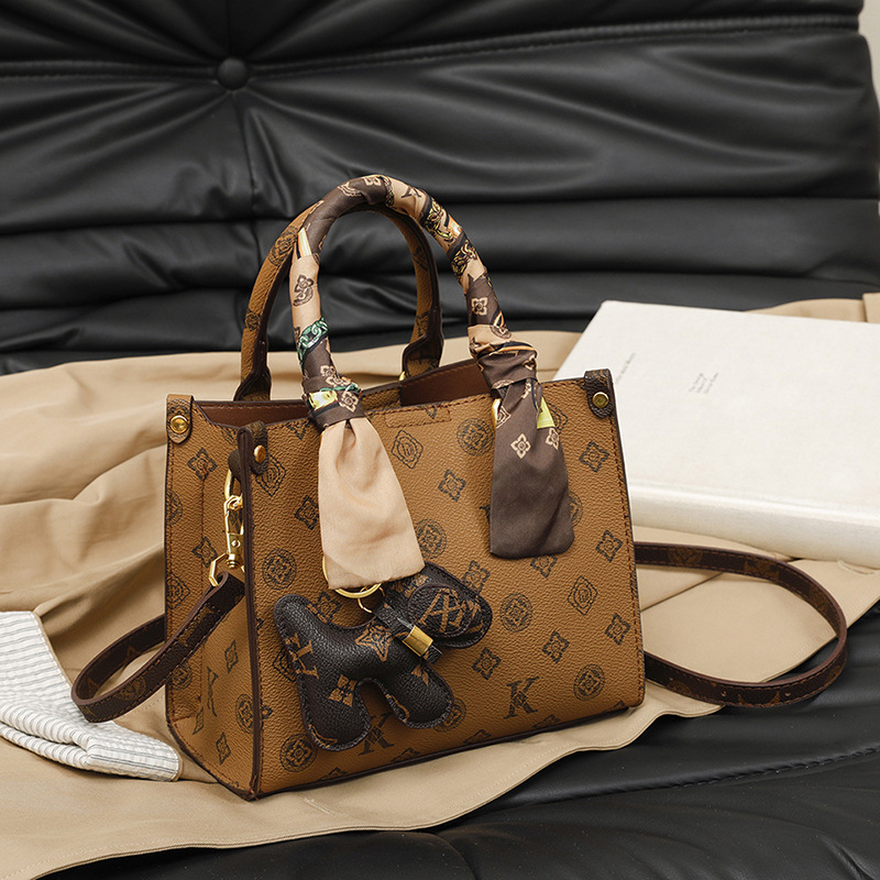 Designer Bags 2025 New Cross-border Elegant Light Luxury Fashion Handbag, versatile single-shoulder crossbody bag, Tote bag for women Free shipping