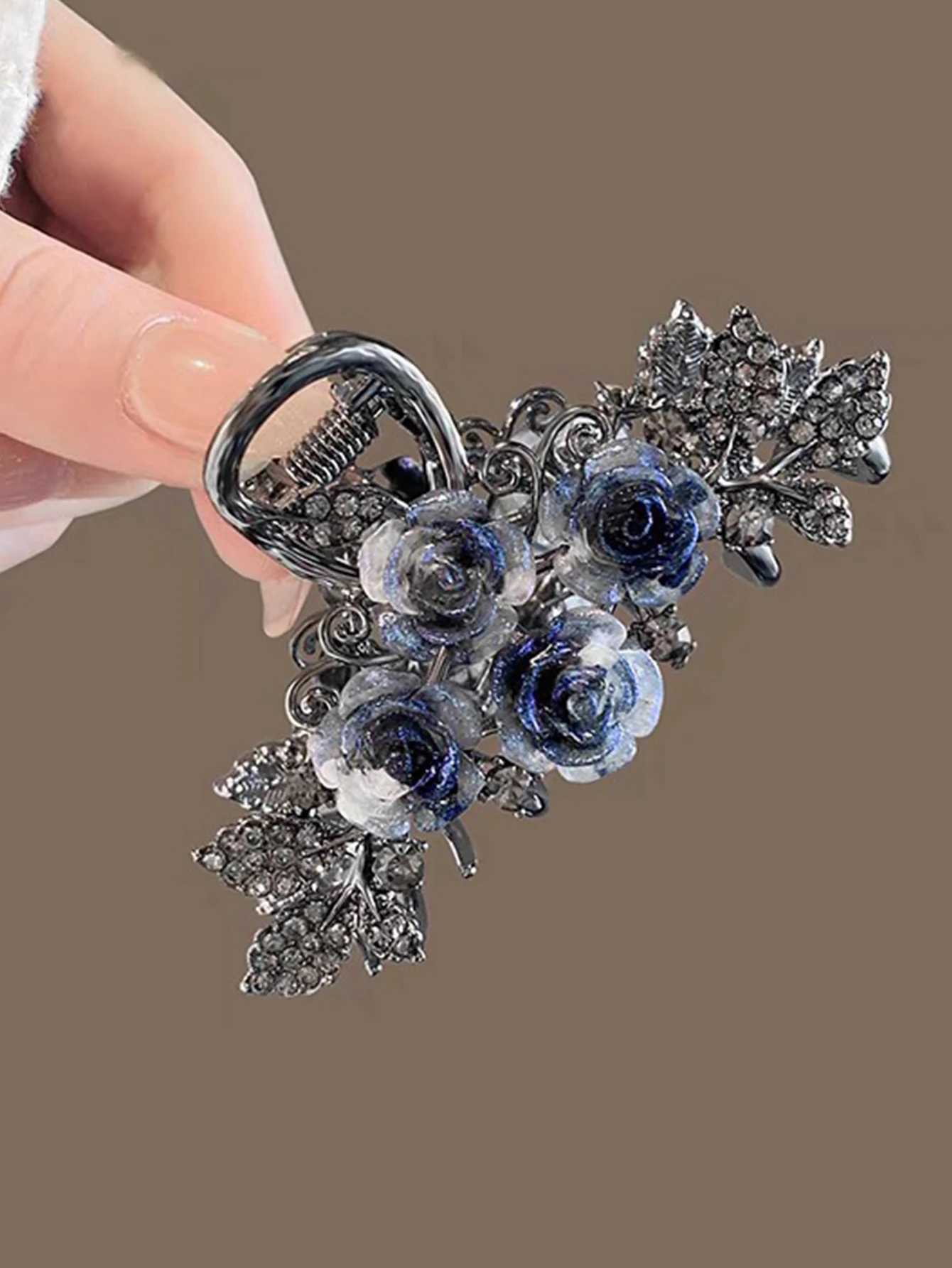 1 fashionable ink water diamond rose hair claw suitable for womens party hair accessoriesT250425