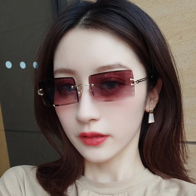 Cross-Border Fashionable Eyewear for Ladies: Unframed Gradient Square Shades