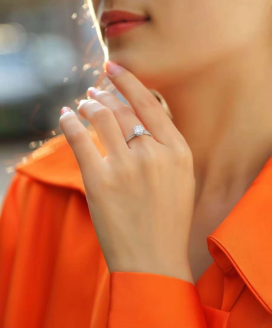 Wholesale Women Moissanite Engagement Rings 925 Sterling Silver 1CT 6.5mm VVS GRA Certified Moissanite Diamond Wedding Ring