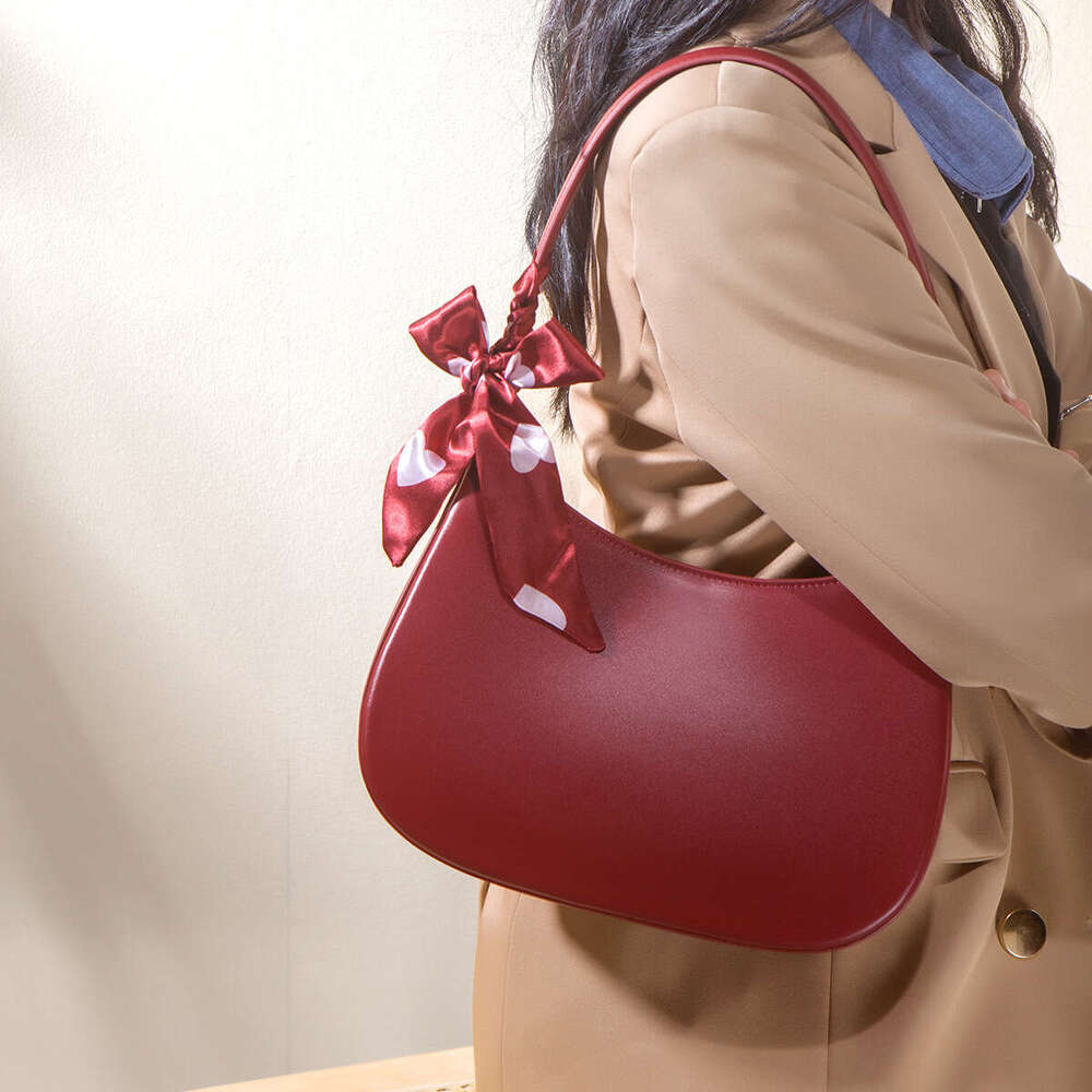 High End Red Commuting Single Shoulder Women S New Niche Bridal Wedding Large Capacity Armpit Bag