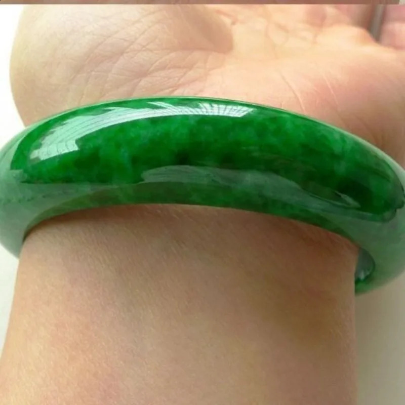 Jade bracelet Emerald dry blue jade bracelet ice glutinous seed full green jade stone bracelet womens model 250424