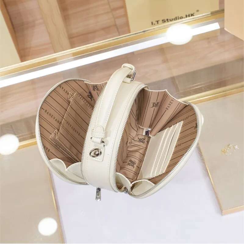Women's Handbag, Light Women's 2024 New High-End Embroidered Round Cake Bag, Single Shoulder Crossbody Small