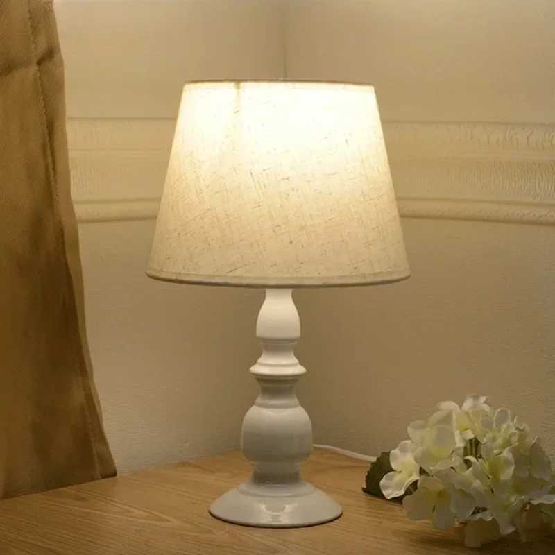 American Desk Lamp Bedroom Night Lights Nordic Minimalist Modern Living Room Bedside Table LampM251125