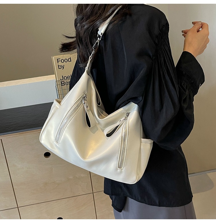 Female bag Tote bag large capacity can be crossbody new one shoulder college students class commuting bag 2025s hot