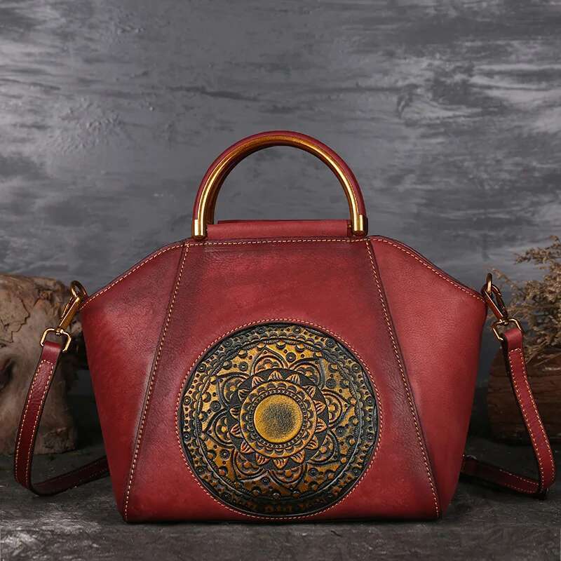 Genuine Emed Leather Messenger Top Handle Bag Retro Handbag Totem Pattern High Quality Natural Skin Women Shoulder Tote Bags