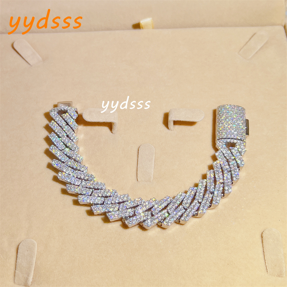 Pass Diamond Tester Fully Iced Solid Custom Lock 15MM Moissanite Custom Cuban Bracelet Chain