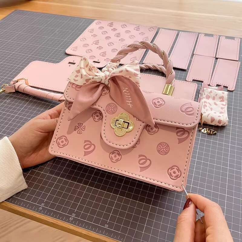 Free shipping 2025 designer Shoulder tote Bags For womans ladies flap lady camellia wer square handbag pink women crossbody bag