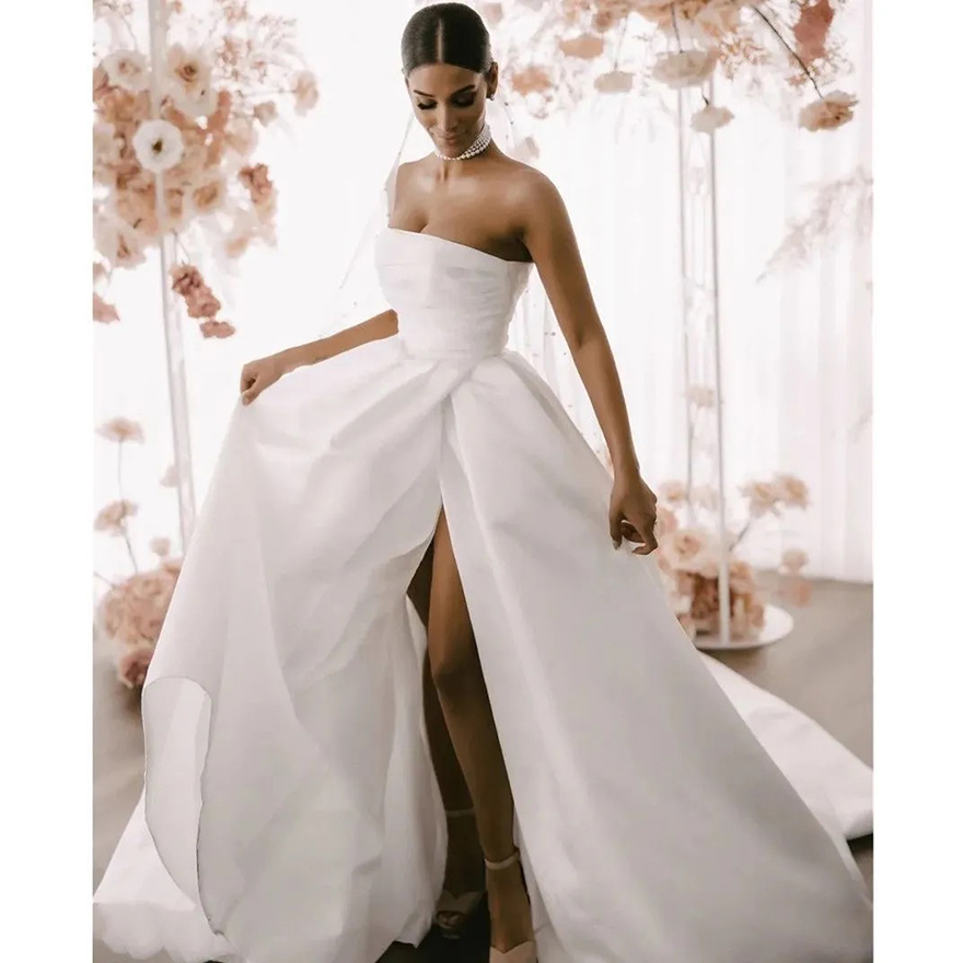 Elegant Satin Wedding Dress 2025 Simple Plain White Bridal Gown A-Line Side Slit Sweep Train Vestido de Novia Plus size