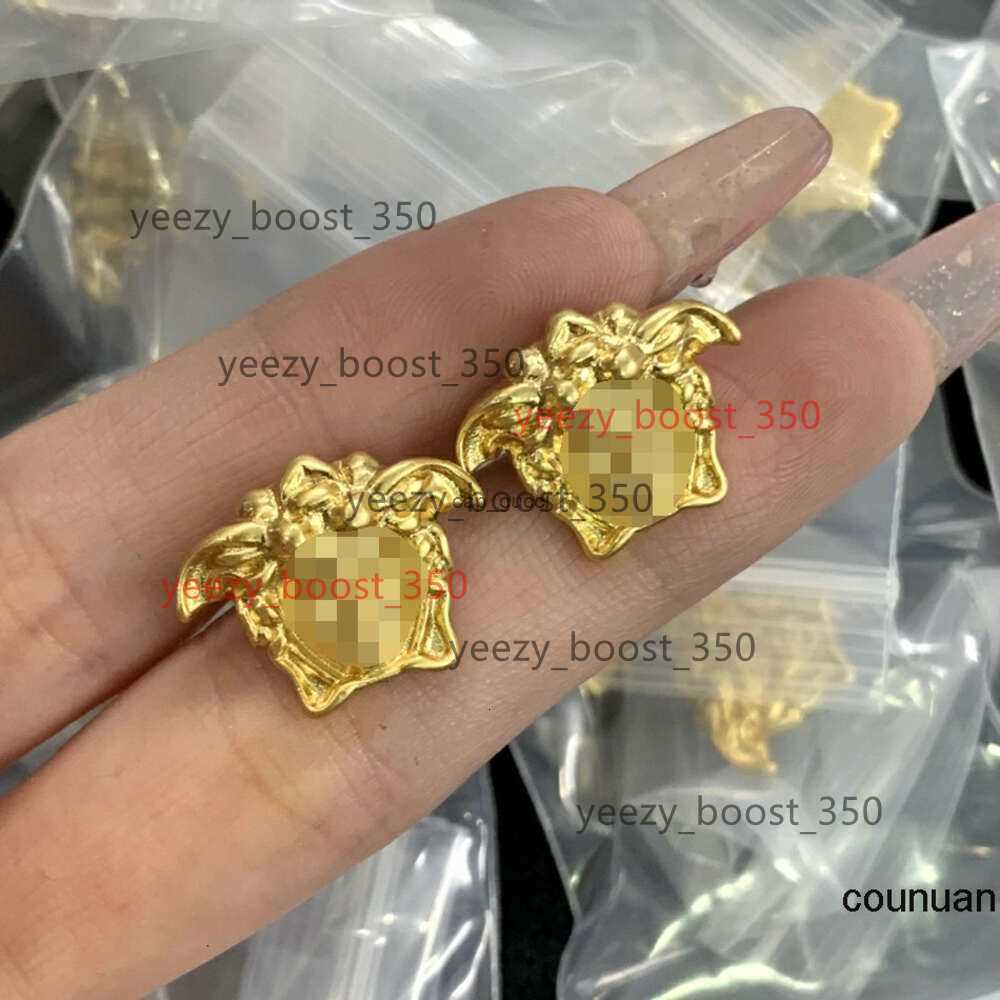 Designer Earrings ear studs Dangle Chandelier Stud New Fashion Ear Studs Greece Meander pattern Medusa versace2 Versace portrait sculpture pendant women