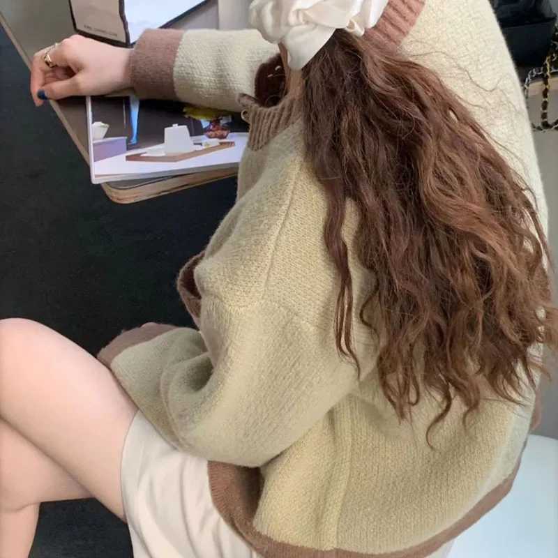 Fashionable and beautiful Korean gentle womens short blouse autumn and winter temperament all-match commuter knitted cardiganT251125