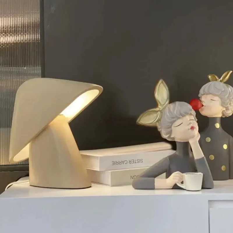 Modern Minimalist Resin LED Desk Lamp Designer Creative Bedroom Bedside Light Study Living Room Decor Atmosphere Table LightingM251125