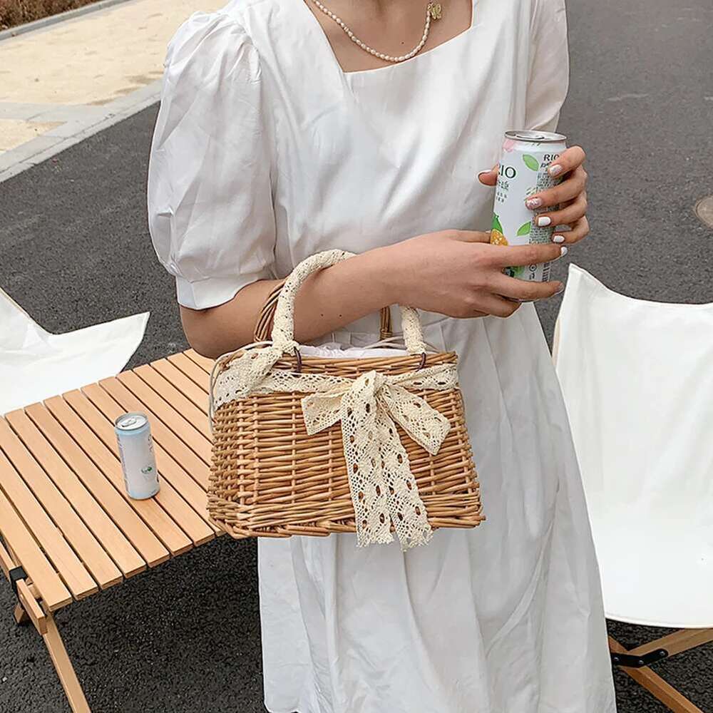 Straw Bags Women's Beach Bag Trend 2022 Summer Bohemian Designer Handbags Purses Rattan Handmade Picnic Basket Sac Femme