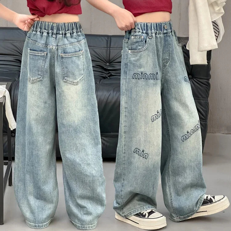 Girls straight leg jeans in spring and autumn vintage style medium to long term large childrens loose 250414z