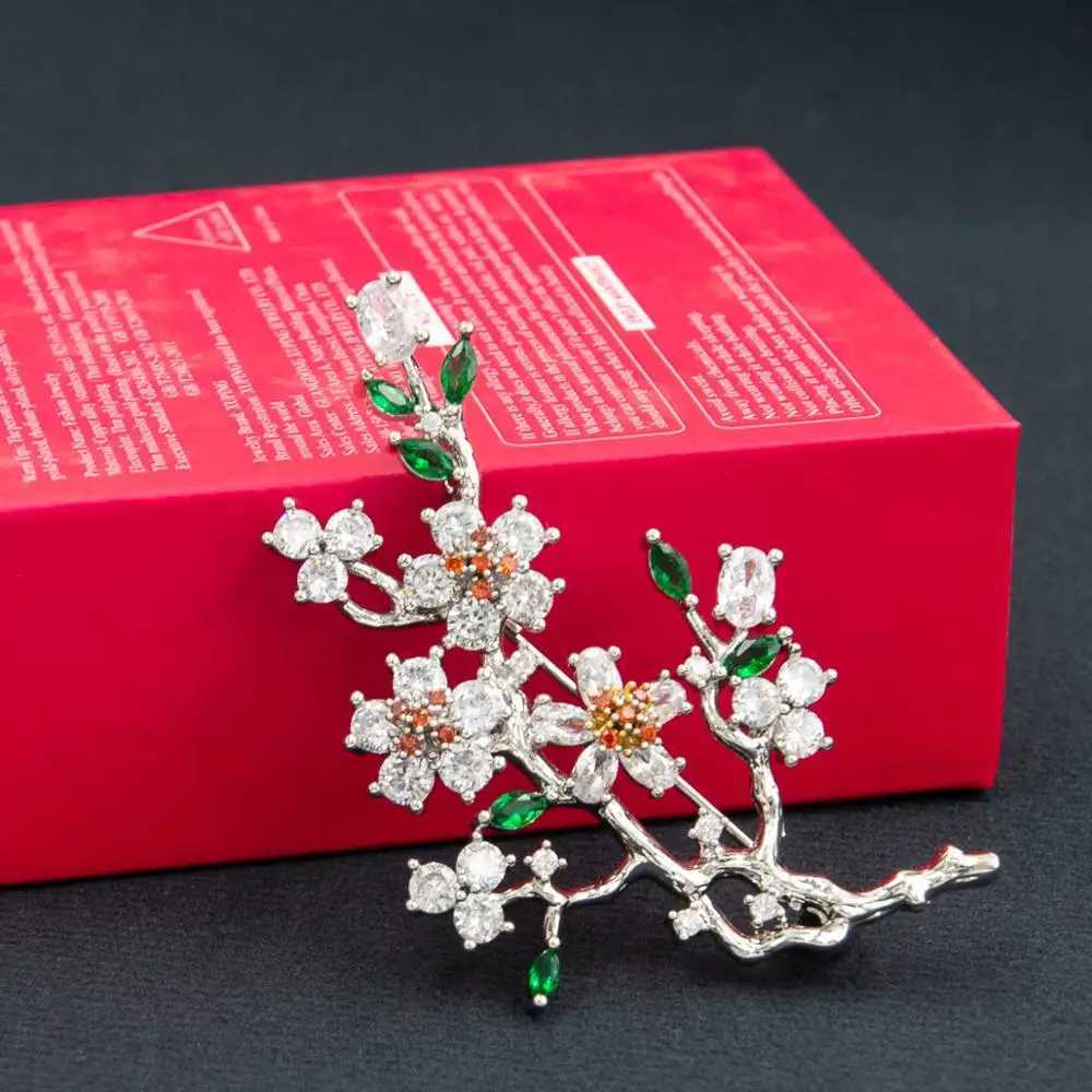 Elegant plum blossom flower cubic zirconia brooches pin lady scarf buckle wedding jewelry accessory for women A01920 J251125