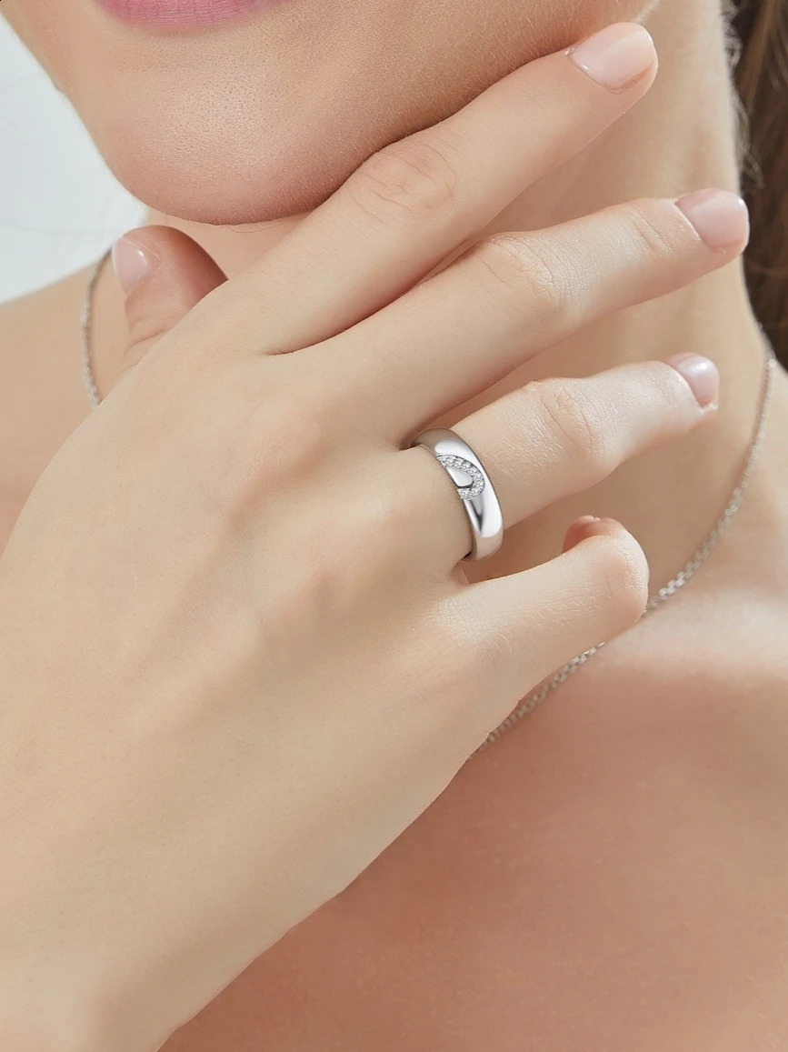 U7 pure silver matching heart-shaped silica couple ring white black gemstone 5mm flat ribbon wedding anniversary unisex ring 250422