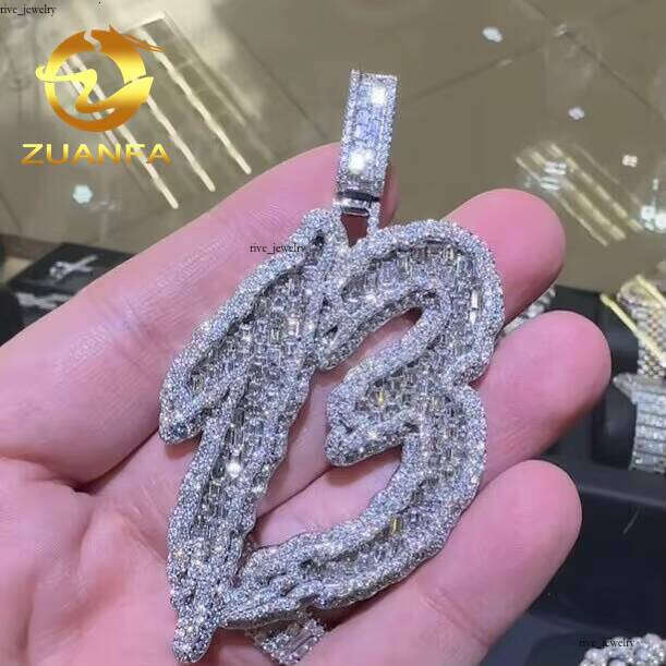 Ice out VVS Moissanite Custom Hip-Hop Jewelry Iced Out Letter Cuban Chain 925 Silver Chrysolite Moissanite Initial Pendant