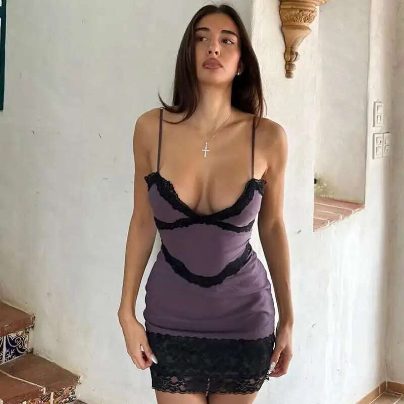 Dongdumaoyi Townlike Lace Slim Bodycon Dress Women Spaghetti Strap Mini Sping Summer Backless Nightclub Sexy Party Dresses