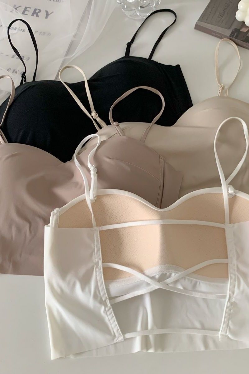 Gather ice silk, sling vest, women's clothing base, integrated inside, with chest pad, beautiful back, short underwear tube top.