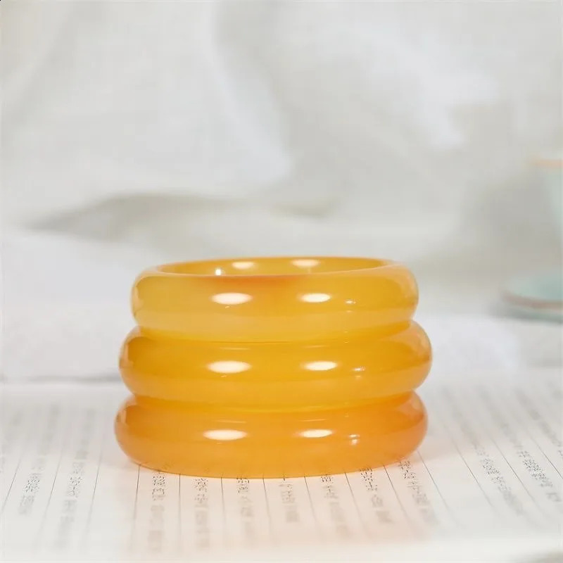 Huanglong Jade Bracelet Fashion Temperament Trend Light Womens Bracelet 250424