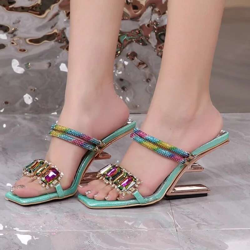 Summer new pearl rhinestone sequins with special-shaped heels fashion slippers high-heeled banquet dress large-size women sandal