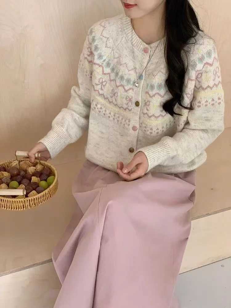 Cute Cartoon Cardigan Sweater for Women Long Sleeve Crew Neck Button Up Knitted Jacket Knitwear Teen-girl Fall Winter OutfitT251125