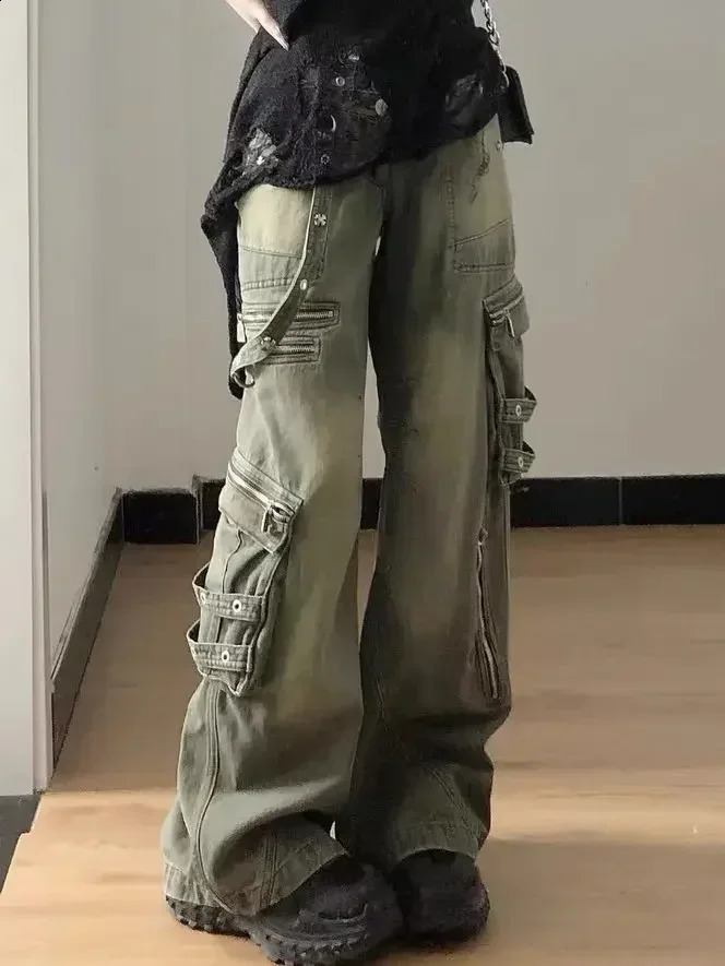 Loose retro washed cargo jeans streetwear womens zippers pocket pants hip-hop straight pants multi pocket wide leg jeans 250422