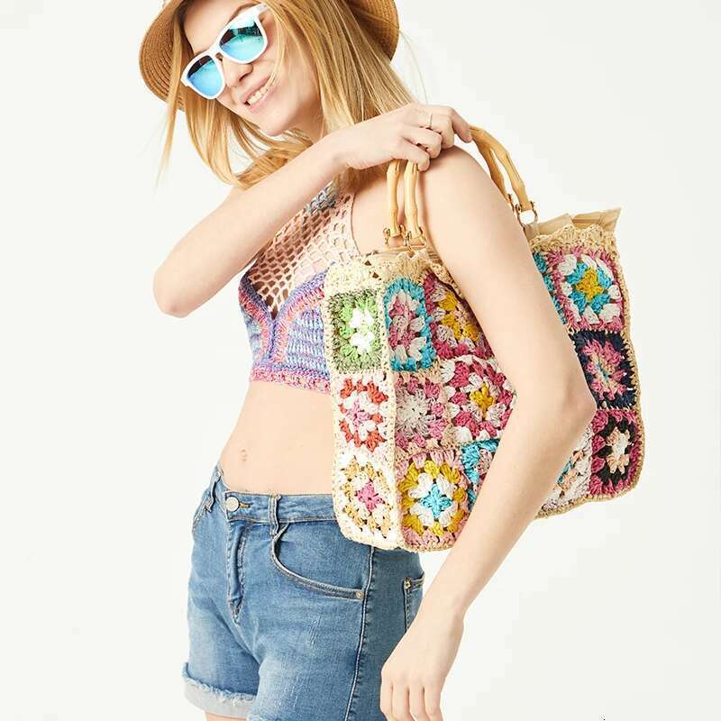 Designer Bag 2025 Bohemian Granny Square Staw Handbags Casual Paper Woven Bamboo Handle Women Hand Bags Handmade Summe Beach Bag Large Tote Purse Luxu