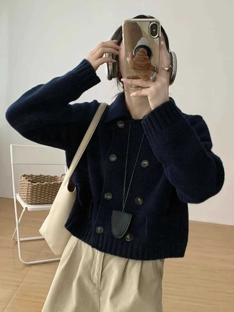 Womens Autumn Winter New Style Korean Outerwear Long Sleeve Warm Sweater Double-Row Button Solid Color Turndown Collar CardiganT251125