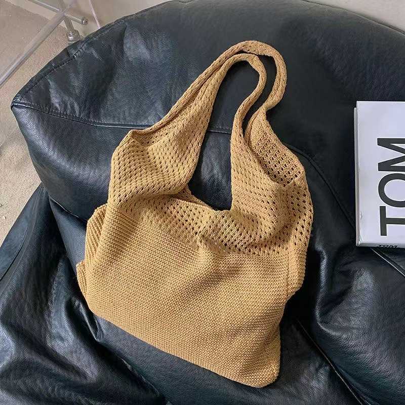 Spring and Summer New Hollow Knitting Handbag Small Number Shoulder Bag Womens Versatile Wool Woven Diagonal Cross Bag