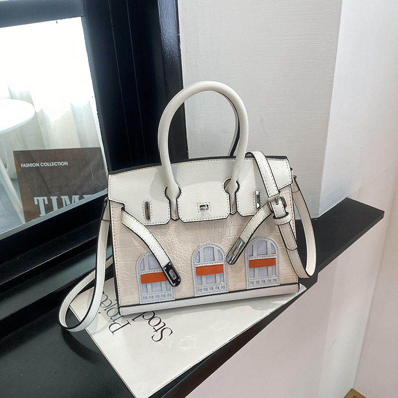 free shipping designer shoulder bags New Fashionable Versatile Crossbody Bag for woman vintage Artwork lady bag