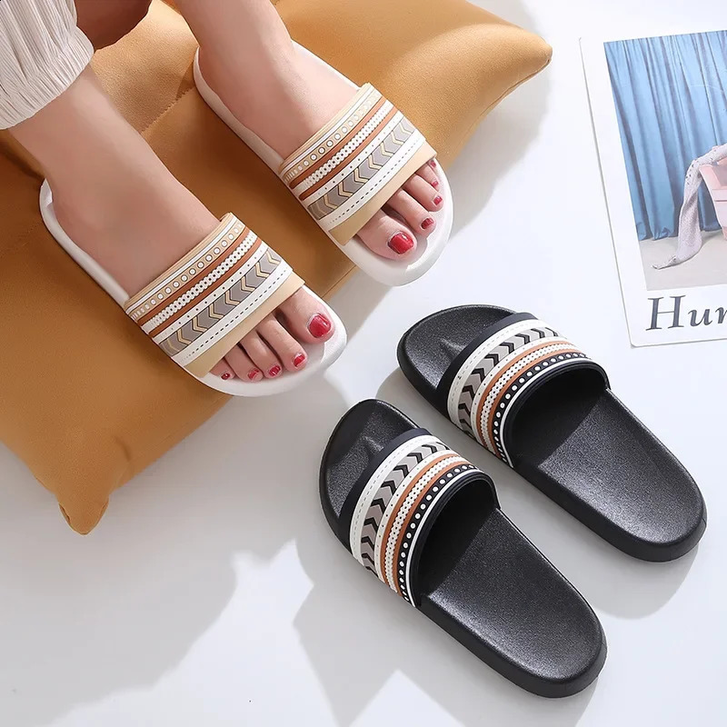 Summer Womens Home Slippers Home Wholesale Bathroom Anti-slip Flip-Flops Wear Soft-soled Indoor Slippers Outside 250421